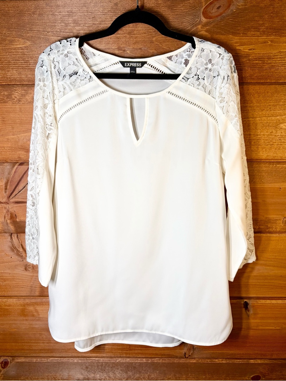 Express Cream White Semi Sheer Lace 3/4 Sleeve Keyhole Top Size Medium 🌼